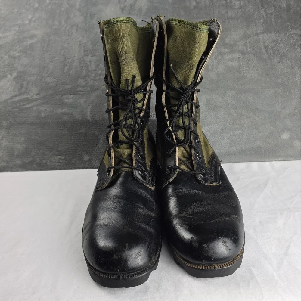 vintage US military Vietnam War-era combat jungle boots 10 R 6-70 Spike Protect